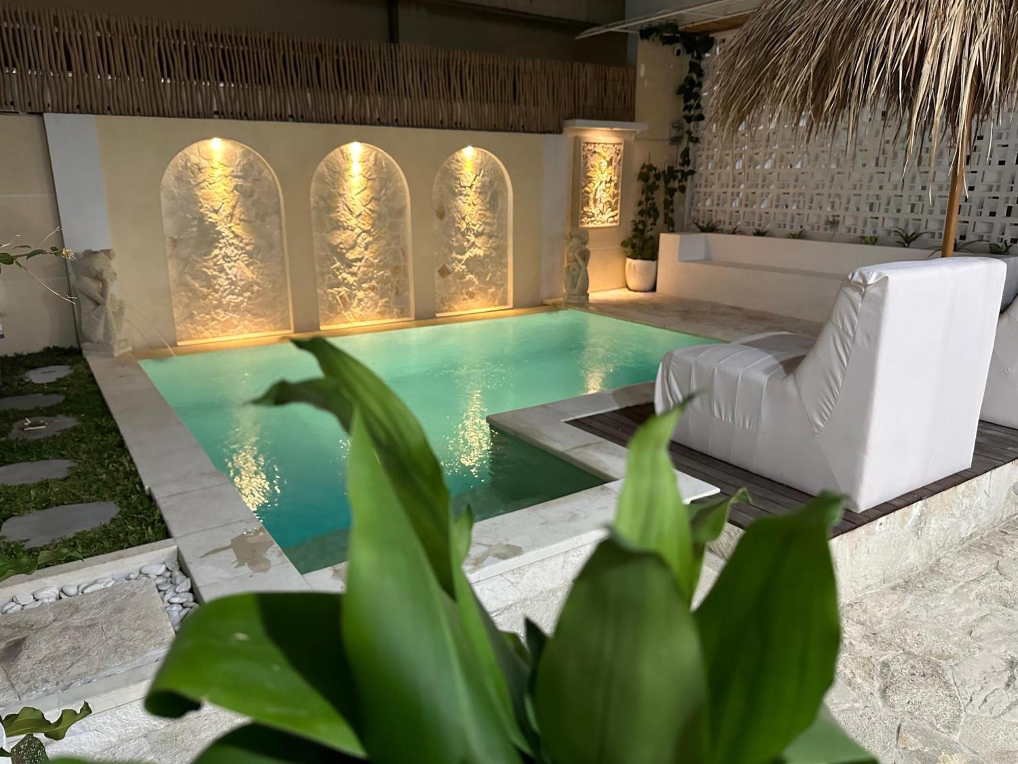 Tirta Mumbul Villa Badung  Ngoại thất bức ảnh